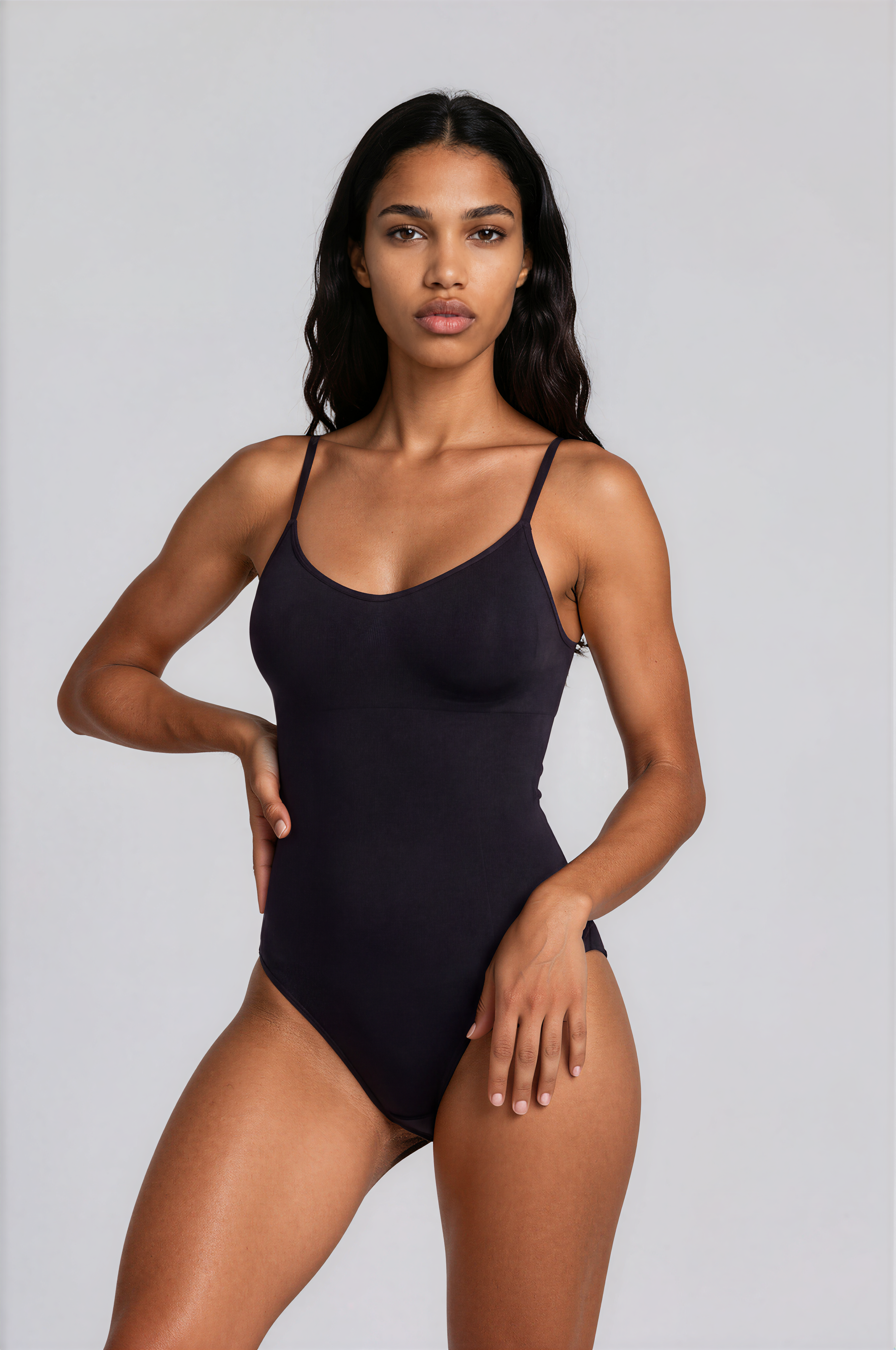 ZÉVORA Sculpt Body Tanga Onyx Imagine secundară a produsului